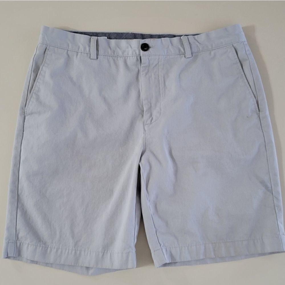 Amazon Essentials Men's Flat Front Shorts - Picture 5 of 13